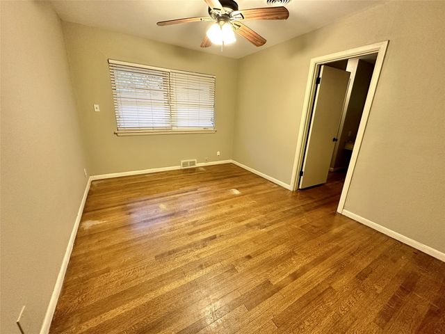 1926 Laurelwood Drive, Denton, TX 76209