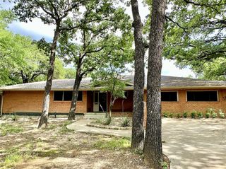 1926 Laurelwood Drive, Denton, TX 76209