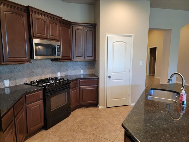 5534 Stoneridge Court, Rosenberg, TX 77471