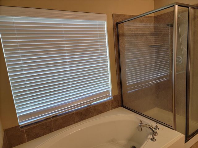 5534 Stoneridge Court, Rosenberg, TX 77471