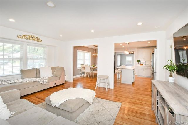 51 Newton Avenue, Selden, NY 11784