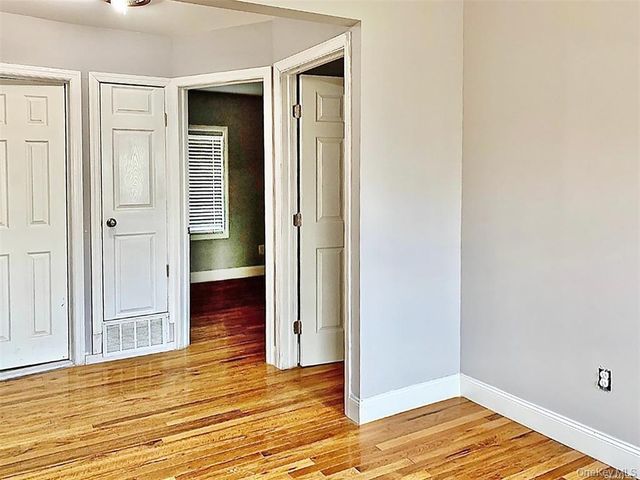 51 Newton Avenue, Selden, NY 11784
