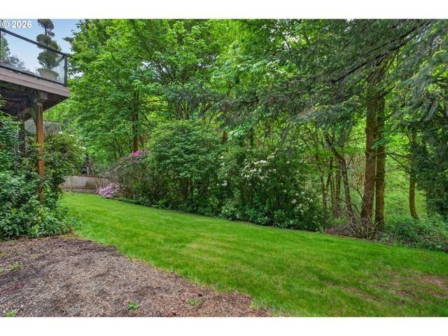 1925 Nw NORFOLK Ct, Portland, OR 97229
