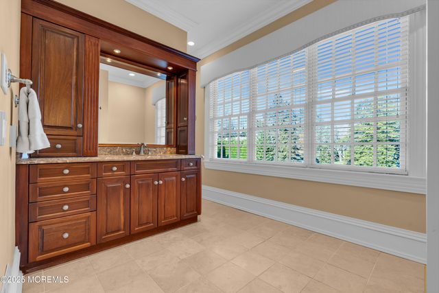 934 Navesink River Road, Rumson, NJ 07760