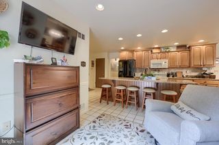 821 SCHOOL RD, York, PA 17407