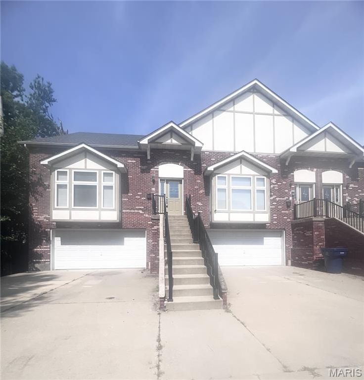 11 Cabanne Townhome Drive, St Louis, MO 63112