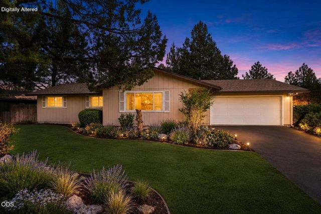 61568 Newberry Drive, Bend, OR 97702
