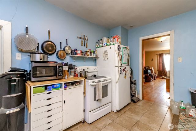 3571 E F Street, Tacoma, WA 98404