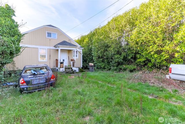 3571 E F Street, Tacoma, WA 98404