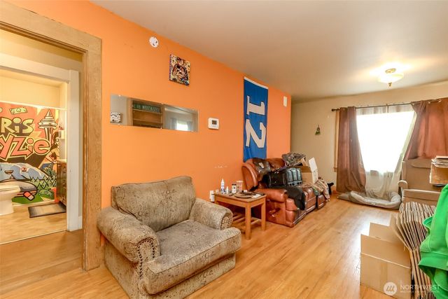 3571 E F Street, Tacoma, WA 98404