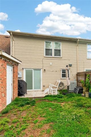 2510 Meadows LNDG, Chesapeake, VA 23321