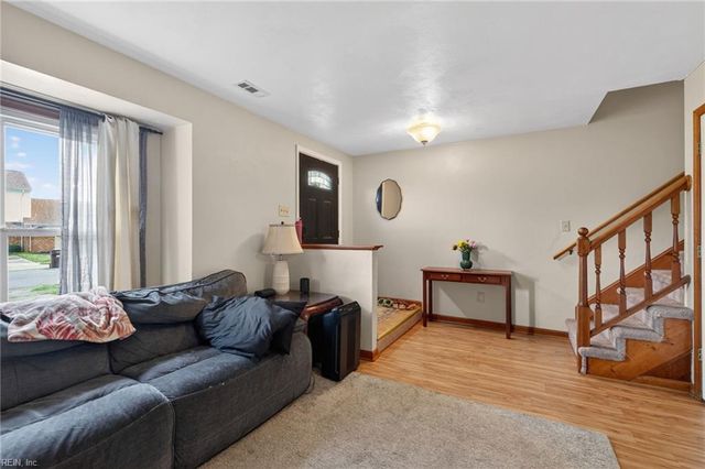 2510 Meadows LNDG, Chesapeake, VA 23321