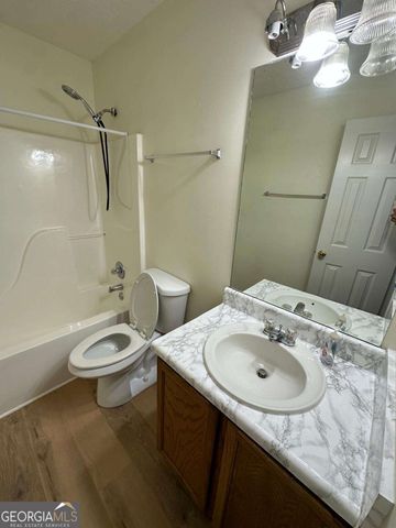 2633 Barndale Drive, Lawrenceville, GA 30044