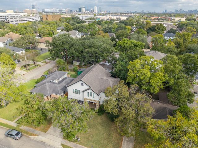 1118 Anderson Street, Bellaire, TX 77401