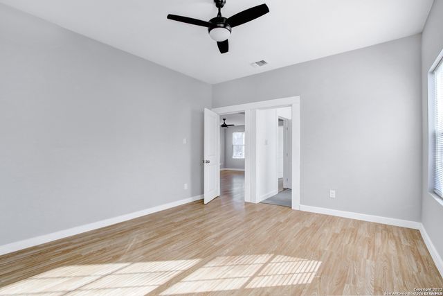 1531 W French, San Antonio, TX 78201