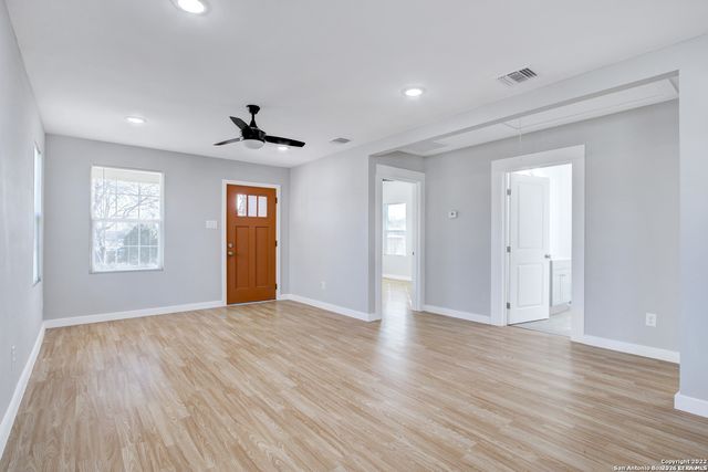 1531 W French, San Antonio, TX 78201