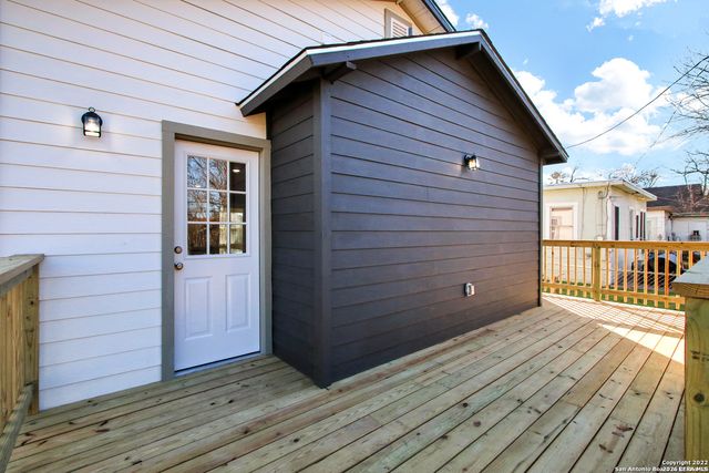 1531 W French, San Antonio, TX 78201