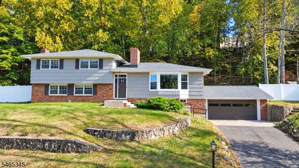 22 Mountainside Dr, Morris Twp., NJ 07960 — photo 2