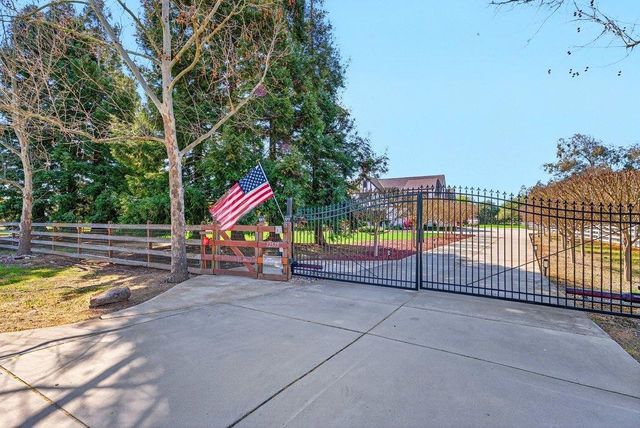 12575 Foothill Avenue, San Martin, CA 95046