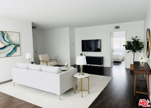 1475 S Wooster Street 3, Los Angeles, CA 90035