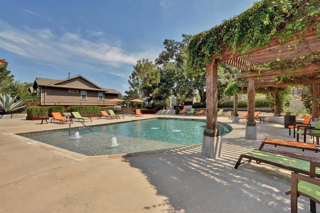 1901 Warely LN 292C, Austin, TX 78741