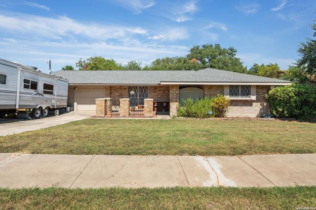 113 FANTASIA ST, San Antonio, TX 78216