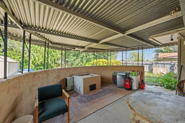 113 FANTASIA ST, San Antonio, TX 78216