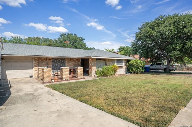 113 FANTASIA ST, San Antonio, TX 78216