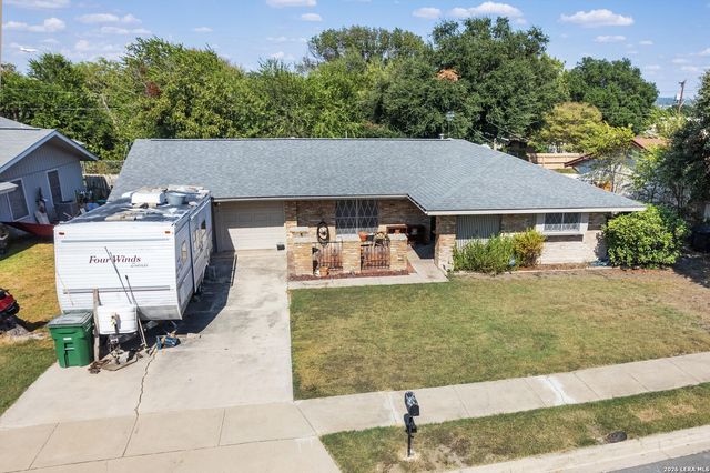 113 FANTASIA ST, San Antonio, TX 78216