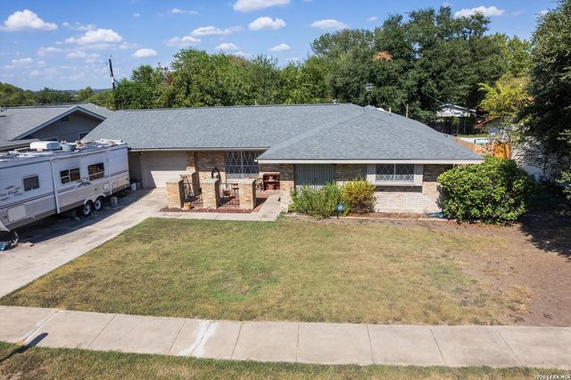 113 FANTASIA ST, San Antonio, TX 78216