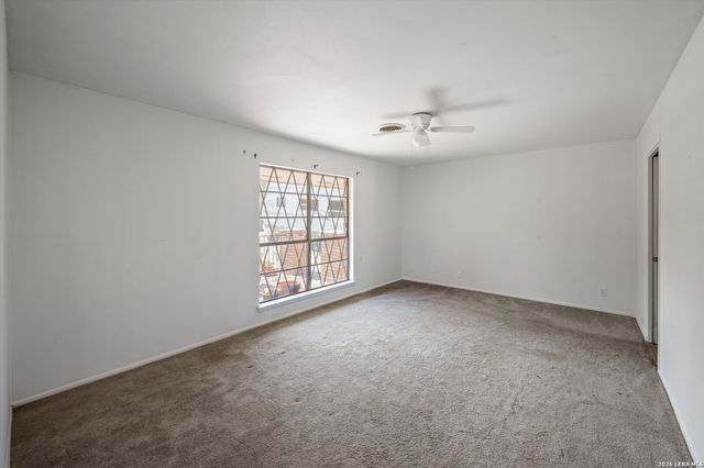 113 FANTASIA ST, San Antonio, TX 78216