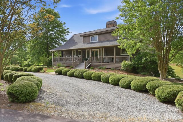 112 Sunny Morning Court, Hendersonville, NC 28792