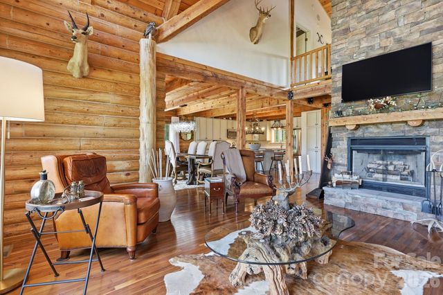 112 Sunny Morning Court, Hendersonville, NC 28792