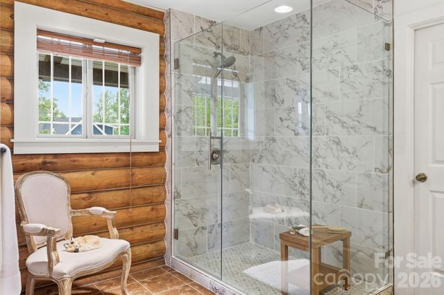 112 Sunny Morning Court, Hendersonville, NC 28792