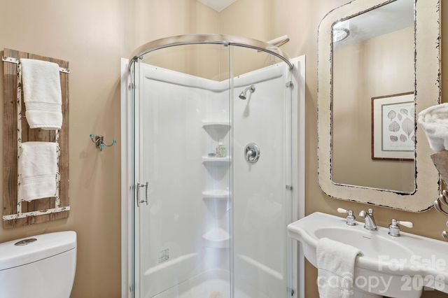 112 Sunny Morning Court, Hendersonville, NC 28792