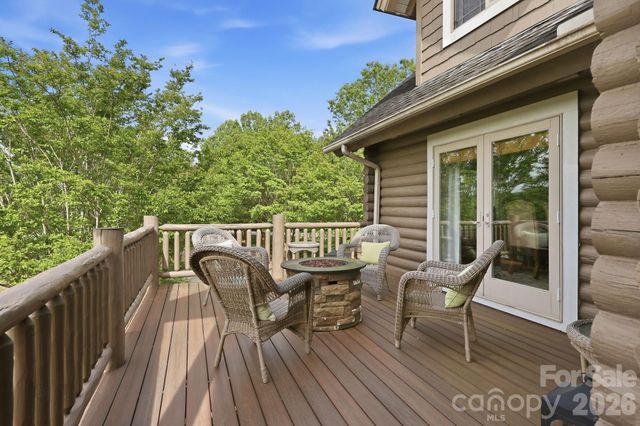 112 Sunny Morning Court, Hendersonville, NC 28792