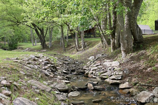 112 Sunny Morning Court, Hendersonville, NC 28792