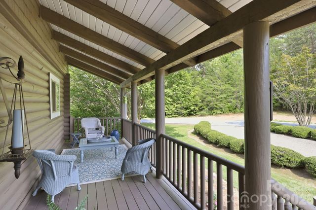 112 Sunny Morning Court, Hendersonville, NC 28792