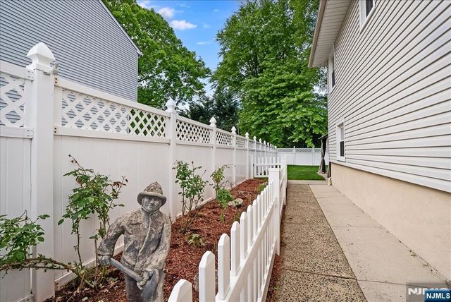 54 Lenhome Drive, Cranford, NJ 07016