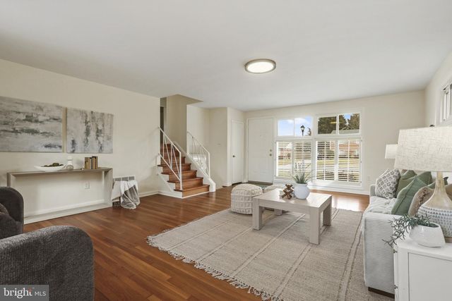 1214 OAKCROFT DR, Lutherville Timonium, MD 21093