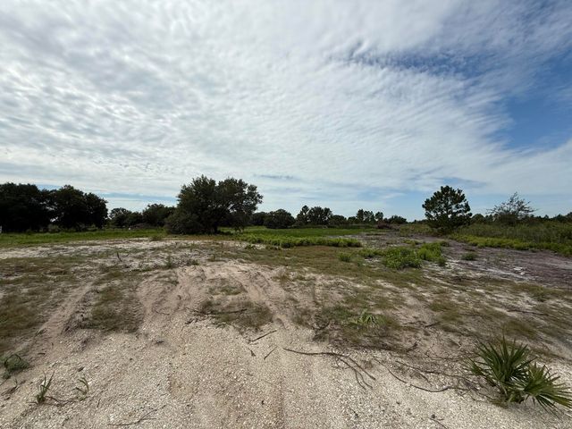 16814 NW 296th Street, Okeechobee, FL 34972