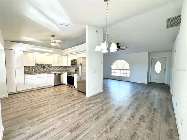 4395 HANSARD AVENUE, North Port, FL 34286