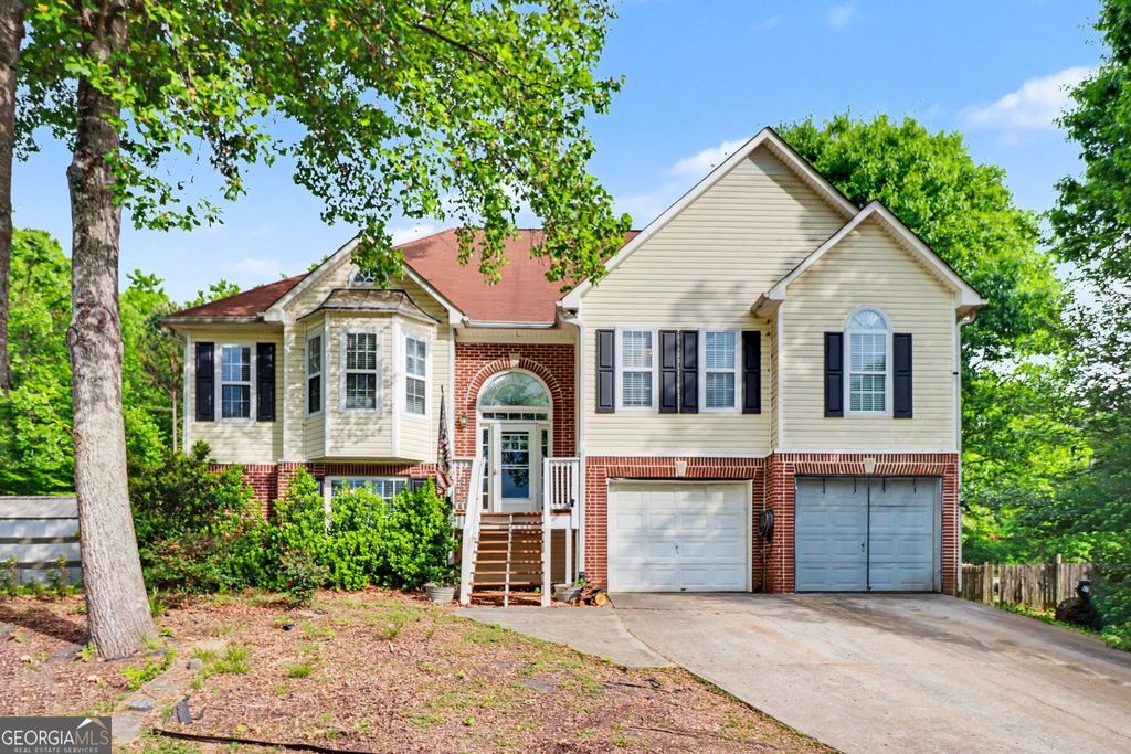 15 Indian Valley Way, Rydal, GA 30171