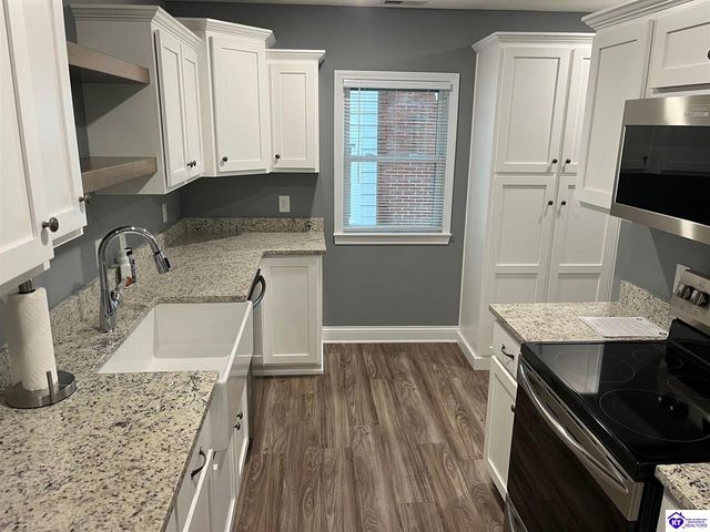 314 S Lincoln Boulevard, Hodgenville, KY 42748
