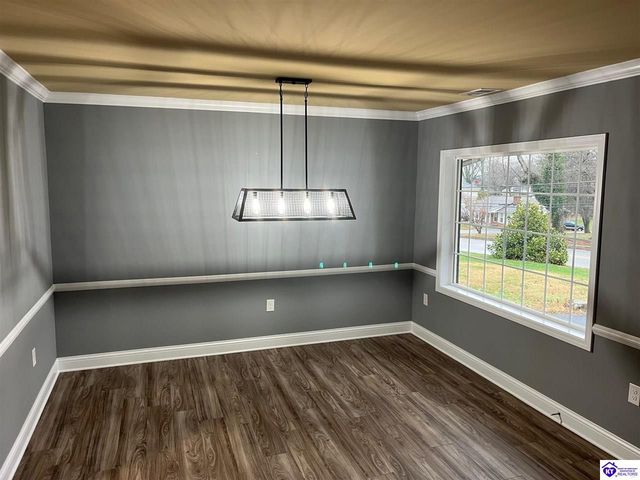 314 S Lincoln Boulevard, Hodgenville, KY 42748