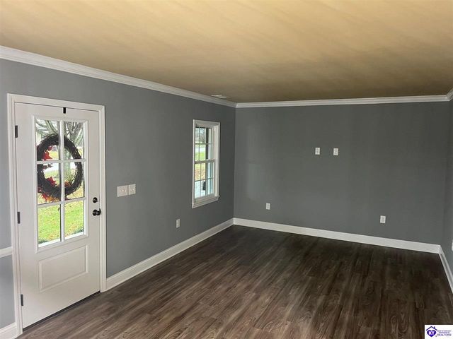 314 S Lincoln Boulevard, Hodgenville, KY 42748