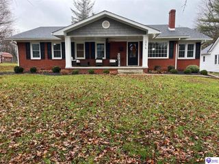 314 S Lincoln Boulevard, Hodgenville, KY 42748