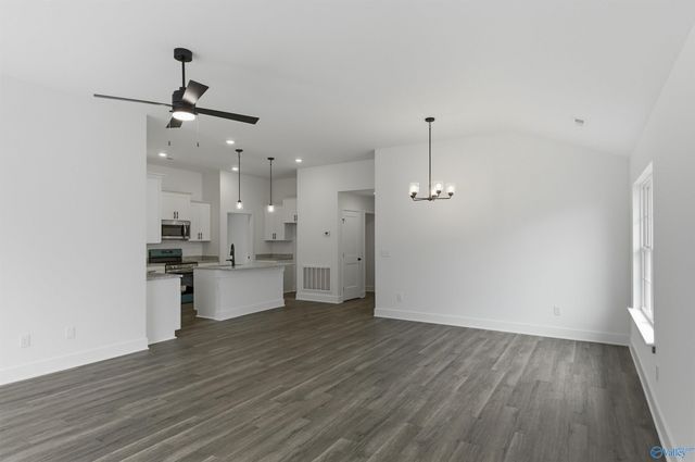 18054 Bellabon Drive, Athens, AL 35611