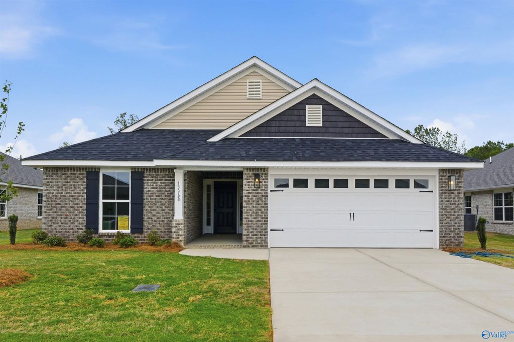 18054 Bellabon Drive, Athens, AL 35611