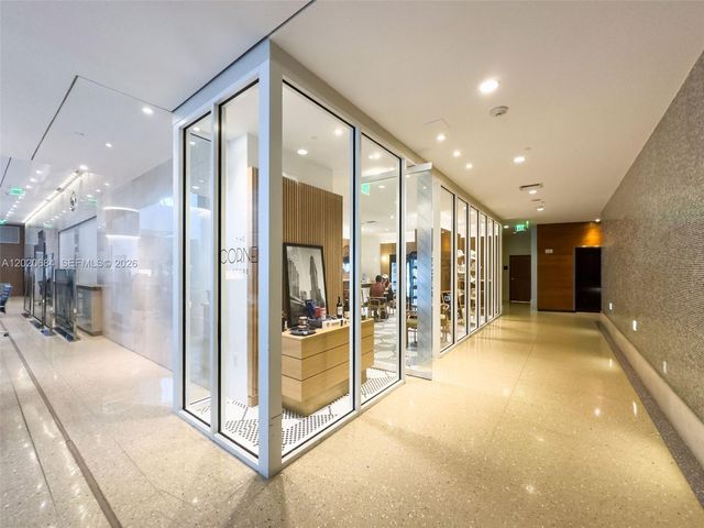 6801 Collins Ave 417, Miami Beach, FL 33141